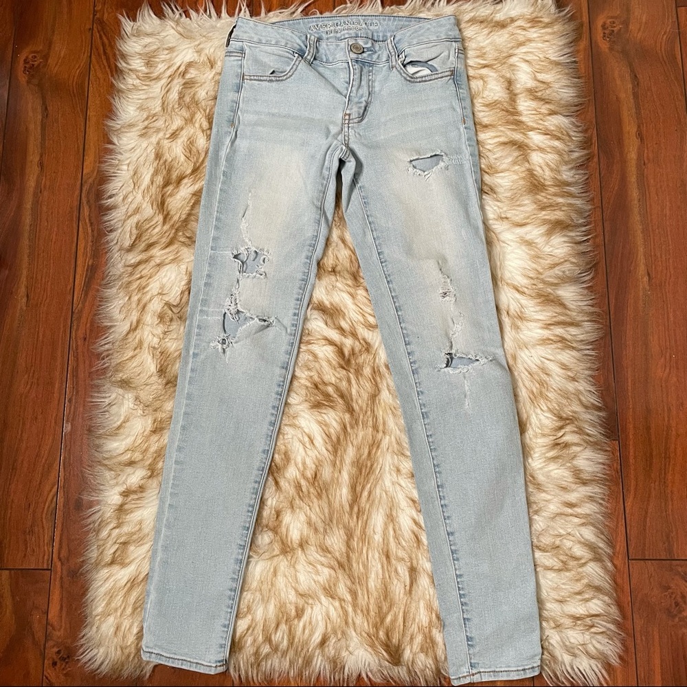 AEO distressed super stretch jegging